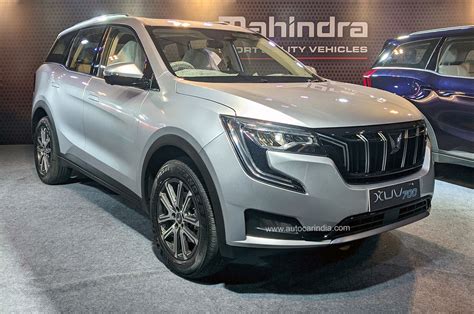 700xuv|Mahindra XUV700 Varients.